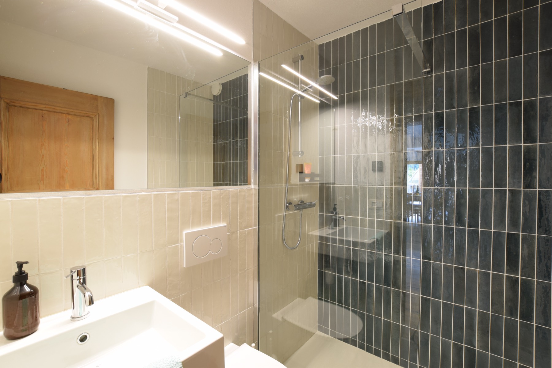 Bagno con doccia